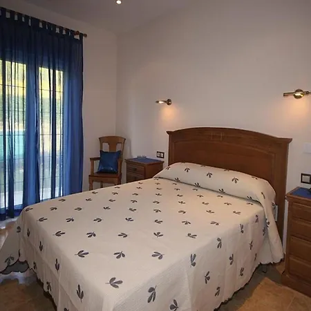 Apartman - 2 Bedrooms With Sea Views - 01884